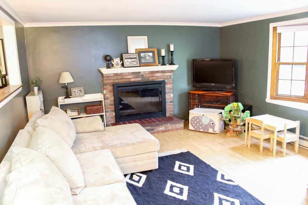 Living Room Essentials For Life With Infants Toddlers The Mom Friend I Ve Put Together A Few Of The Lessons Learned And S Have Found That Made Or Will Make When Added In Life Easier